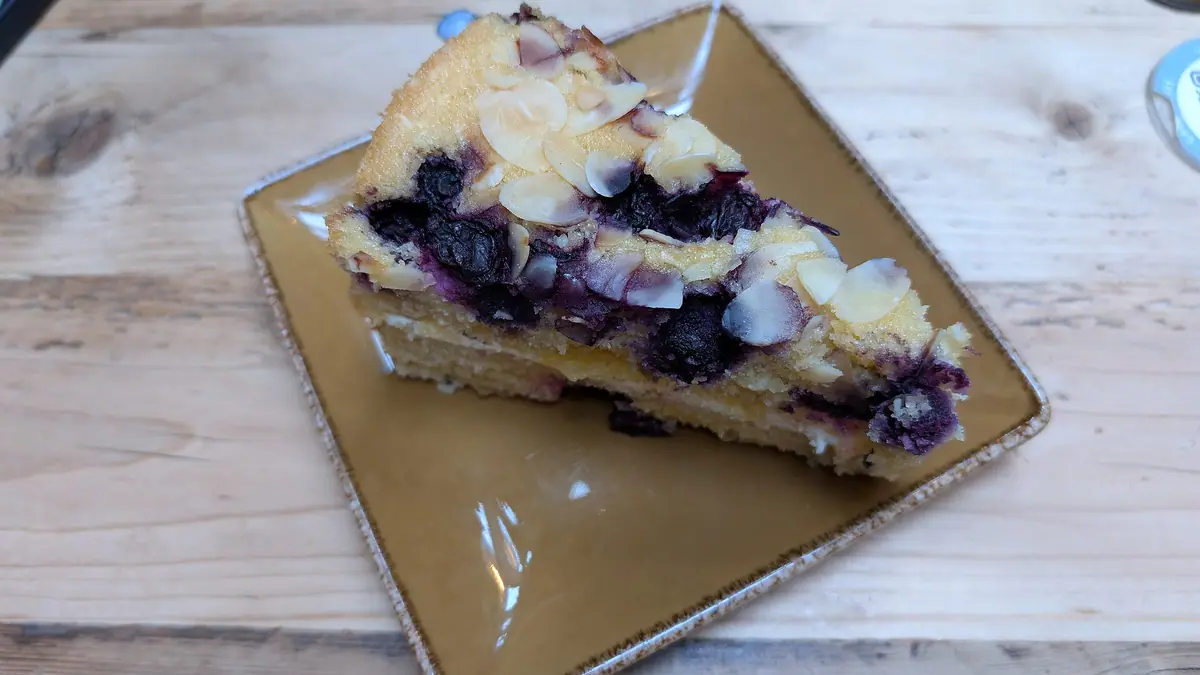 Betty's Bakes Cakes & Sandwich Deli – cake shop in Hirst, Ashington